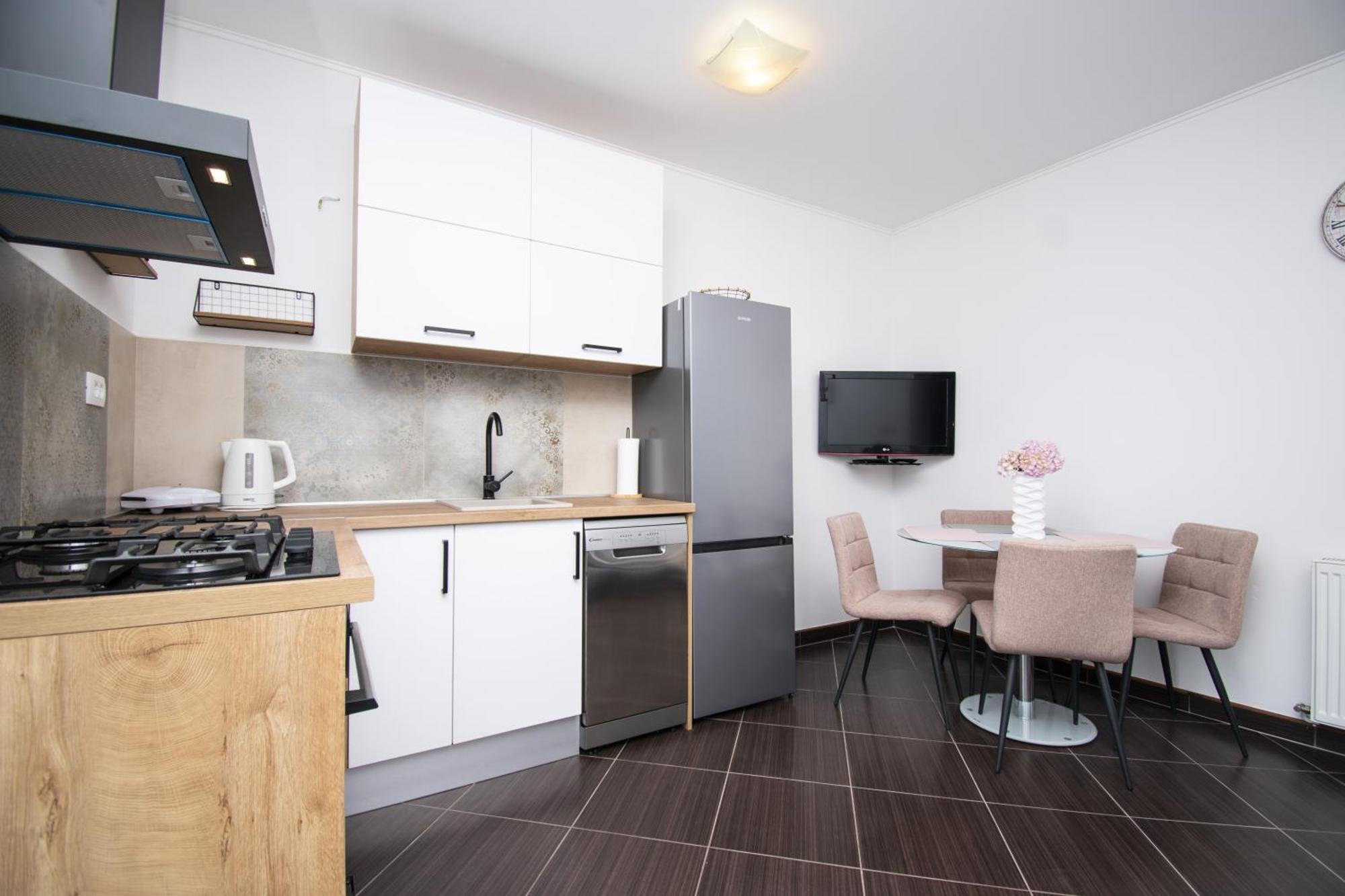 Apartments Alisa Brodarica  Rom bilde