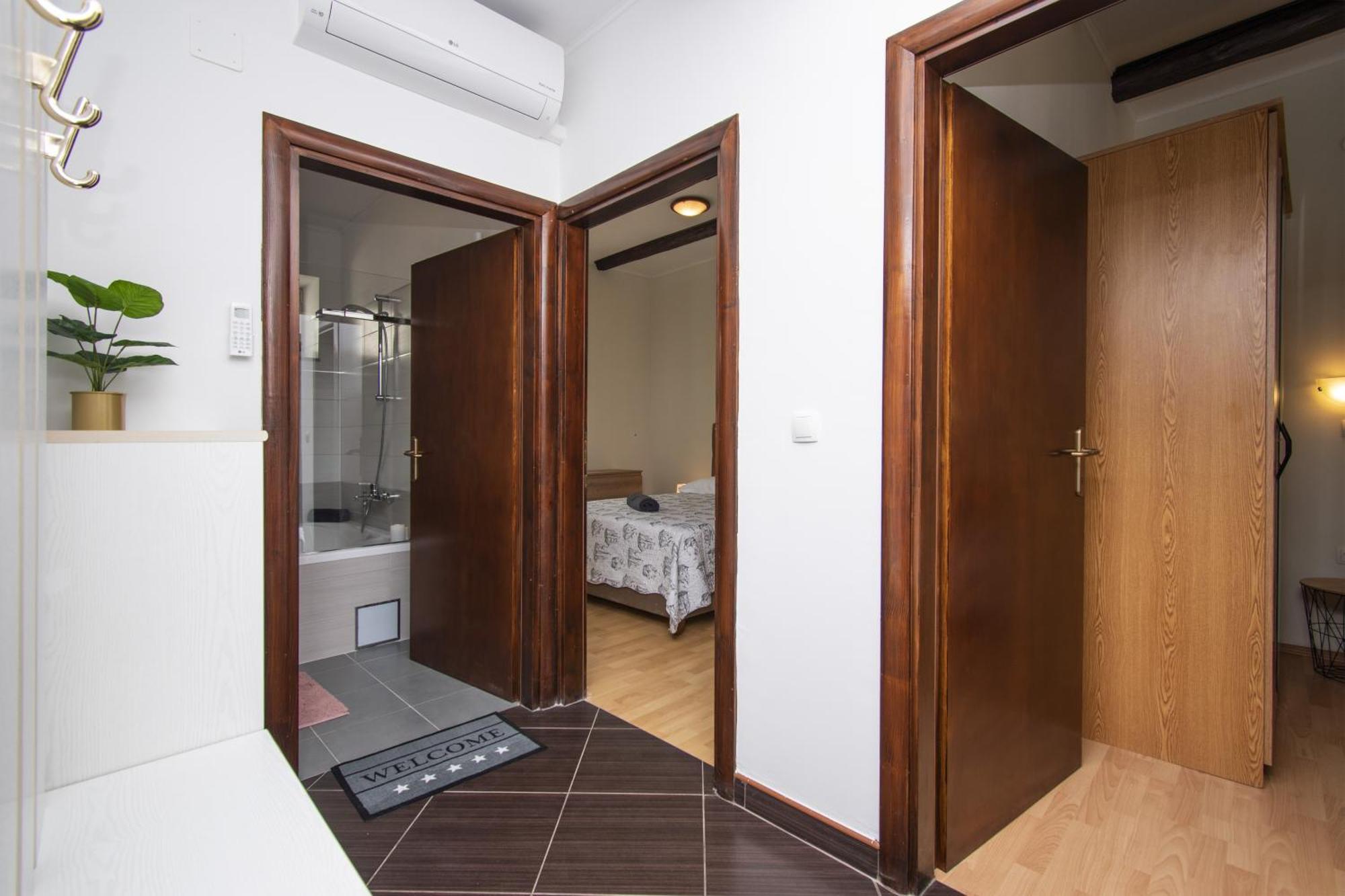 Apartments Alisa Brodarica  Rom bilde