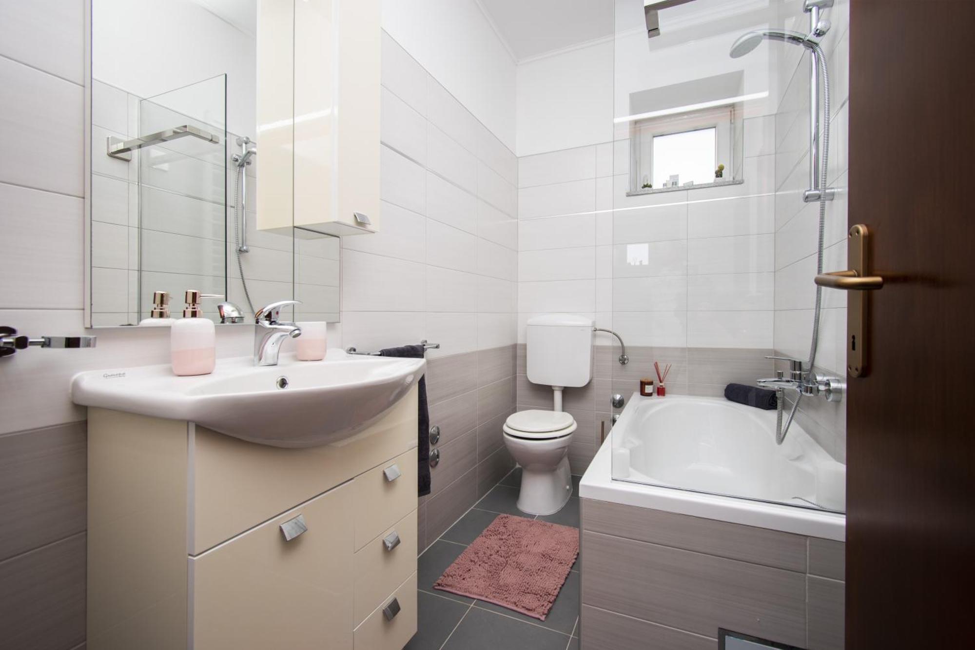 Apartments Alisa Brodarica  Rom bilde